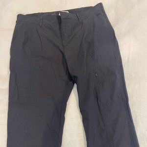 STRAIGHT LEG TRAVEL PANTS, W/ POCKETS! SIZE 8